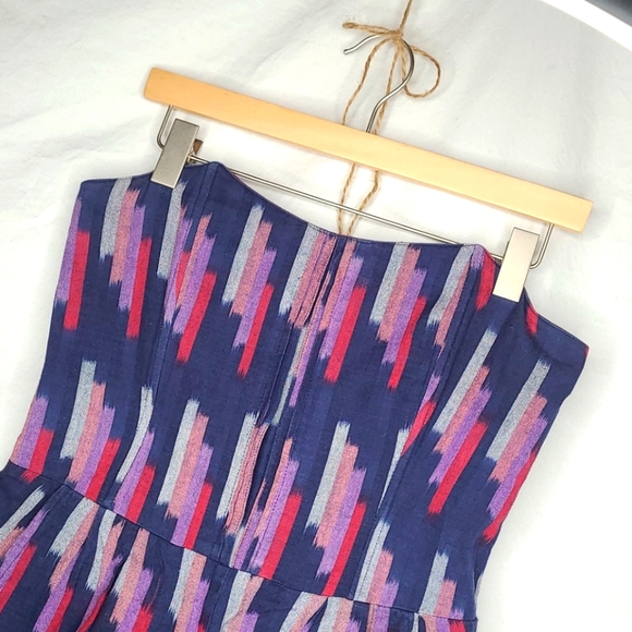 Graphic Print Strapless Romper - Picture 2 of 7